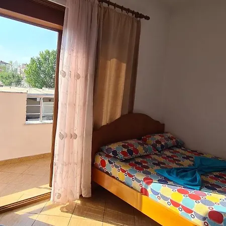 Vila Papi 아파트 Durrës